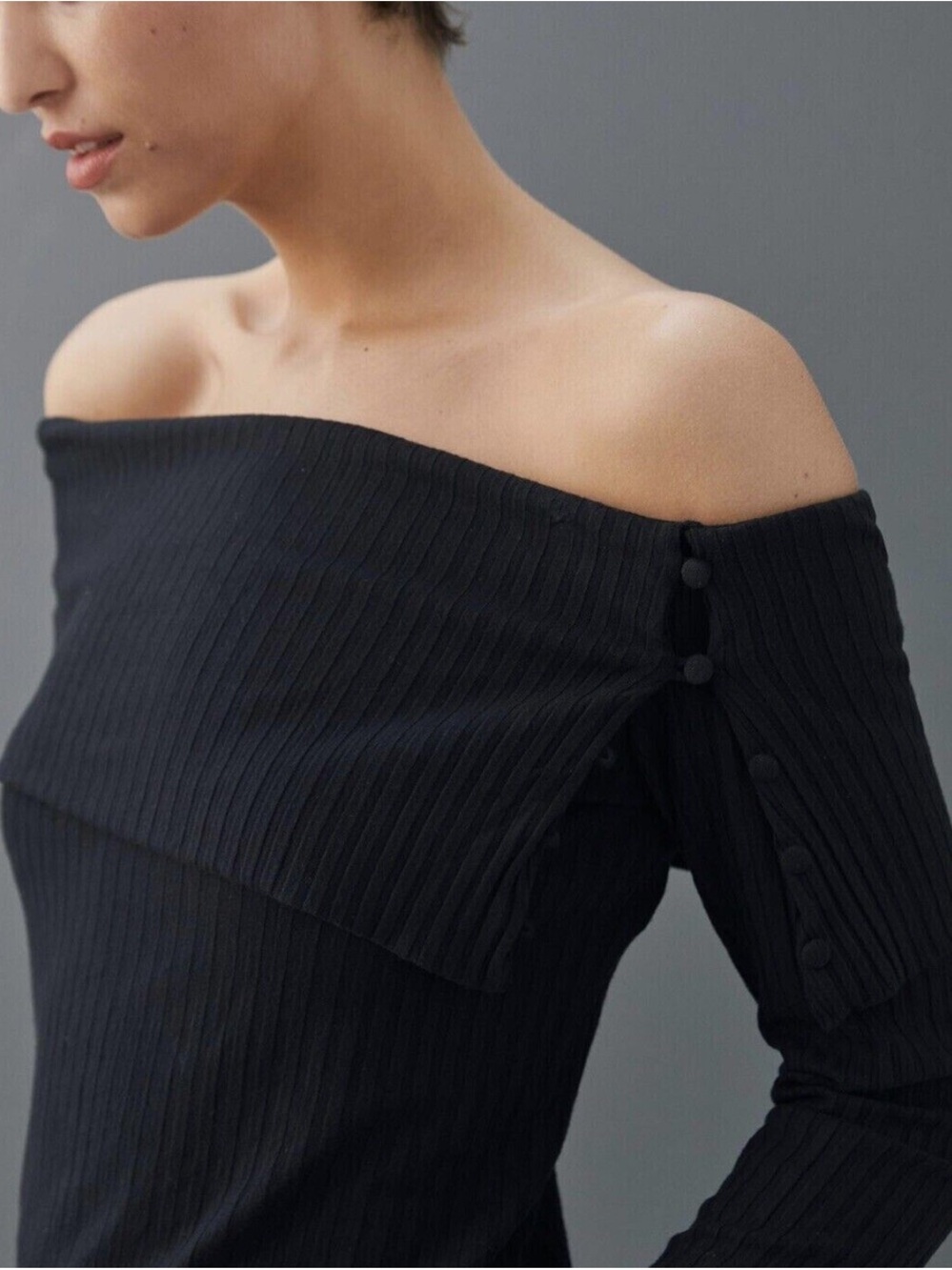 Black Off-Shoulder Ribbed Anthropologie Sweater - Women - Picture 4 of 4
